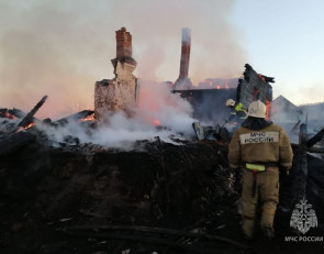 сгоревший дом