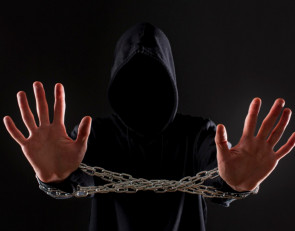 злоумышленник