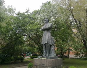 Памятник Пушкину Петрозаводск