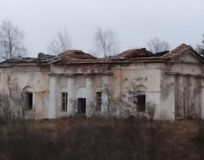 разрушенный храм в Шелтозере