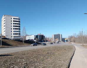 весенняя улица