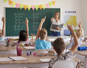 Учитель на уроке