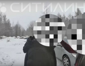 разговор у подъезда