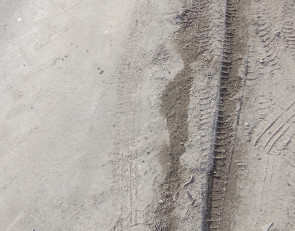 грязь на дороге