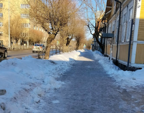 Гололед на улицах Сортавалы