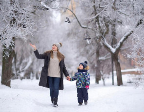 студентка с ребенком