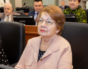 Лидия Суворова