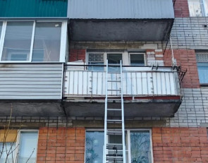 Балкон жилого дома