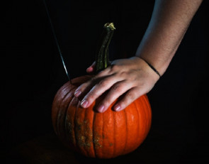 Тыква в руках