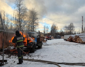 Пожар в грузовике