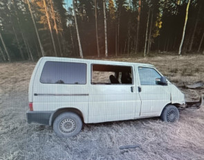 автомобиль_машина_кювет