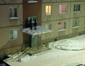 сугороб_подъезд