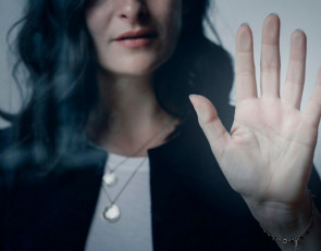 Женщина дома