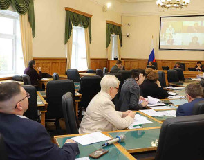 депутаты законодательного собрания