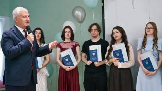 Глава Карелии дает напутствие выпускникам