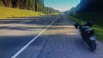 мотоцикл на трассе