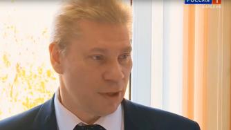 чиновник Минприроды Карелии что-то говорит