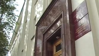 двери парламента