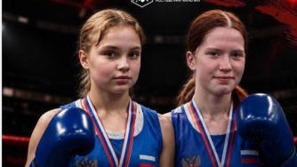 золотые победительницы турнира по боксу