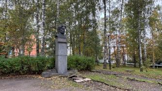 Сквер на Калинина