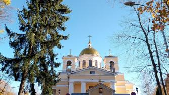 елка, храм
