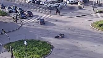 Мотоциклист на земле