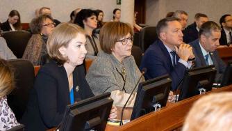 депутаты законодательного собрания