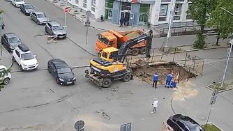 Перекопали улицу Дзержинского