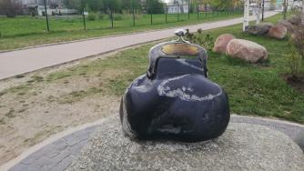 Кошелек на набережной