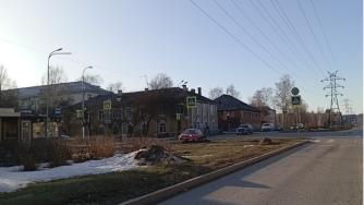 весенняя улица