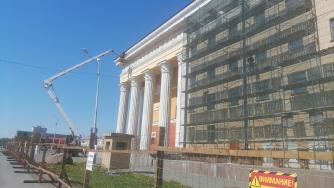 Строительные леса на музтеатре Карелии