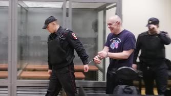 бывший мэр в наручниках