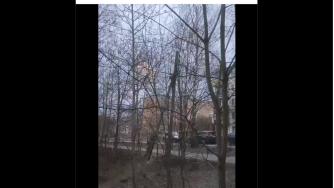 искрят провода