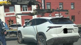 Эвакуация машин в центре Петрозаводска