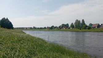 река