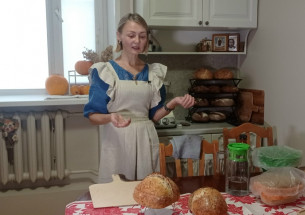 Ирина Коваленко выпекает домашний хлеб