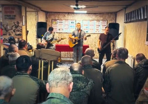 Клип на песню Героем надо быть