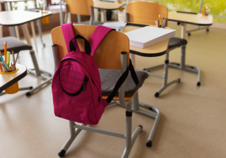 портфель в классе