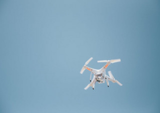 Беспилотник в небе