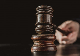 суд_фемида_молоток