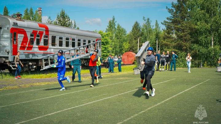 Соревнования пожарных спасателей