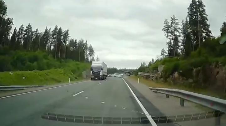 столкновение на трассе