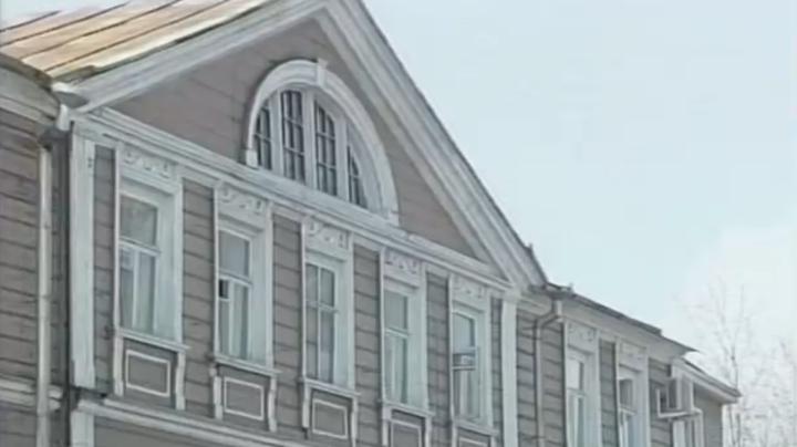 деревянное строение