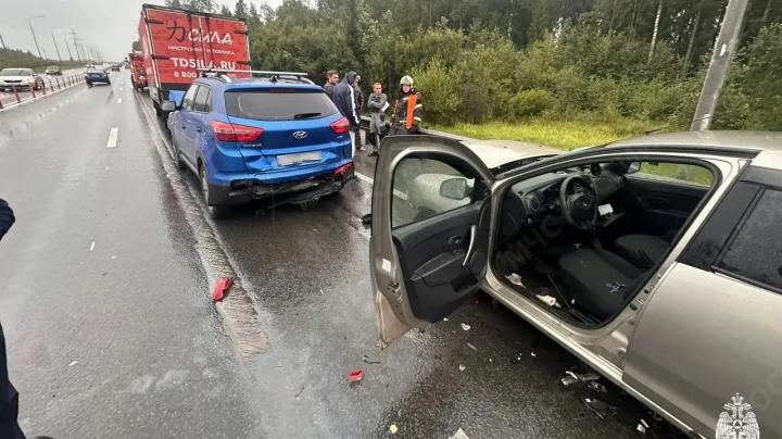 столкновение трех авто