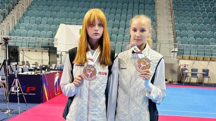 Медалистки турнира Татьяна Бычкова и Александра Доброхотова