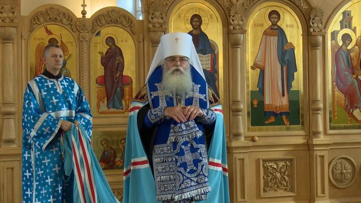 Митрополит Константин в Кончезерском храме БА