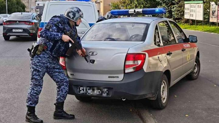 Полицейский