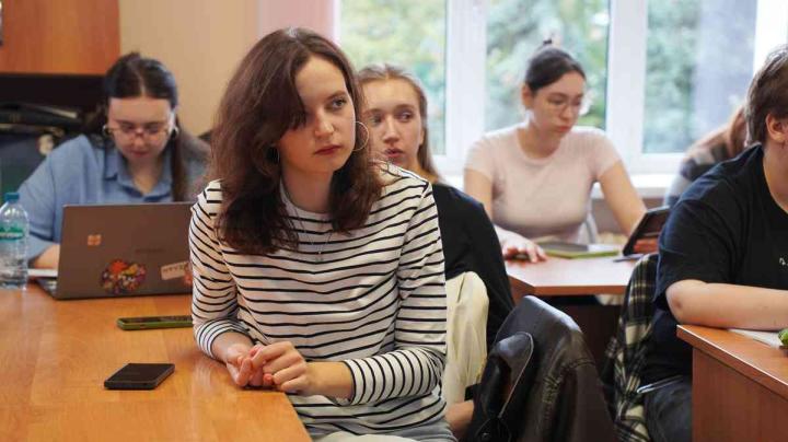 Студенты