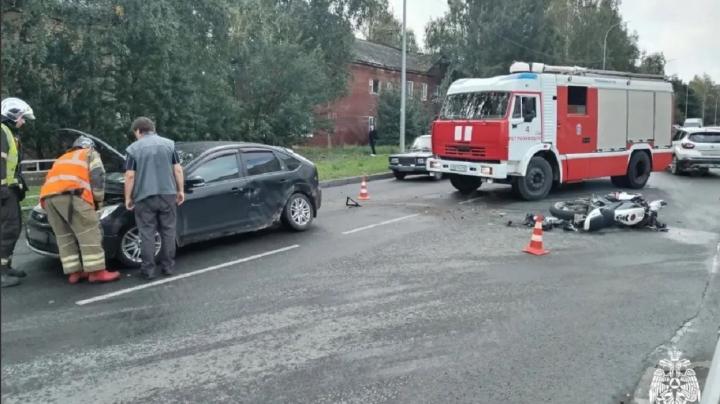 пожарные на месте дтп