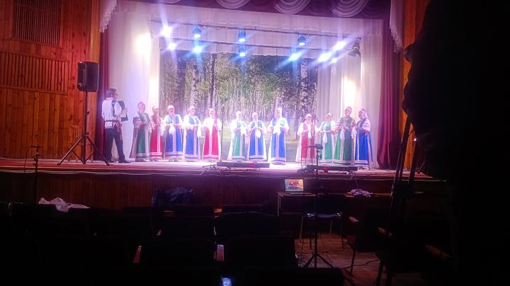 Сцена в Доме кульуры.